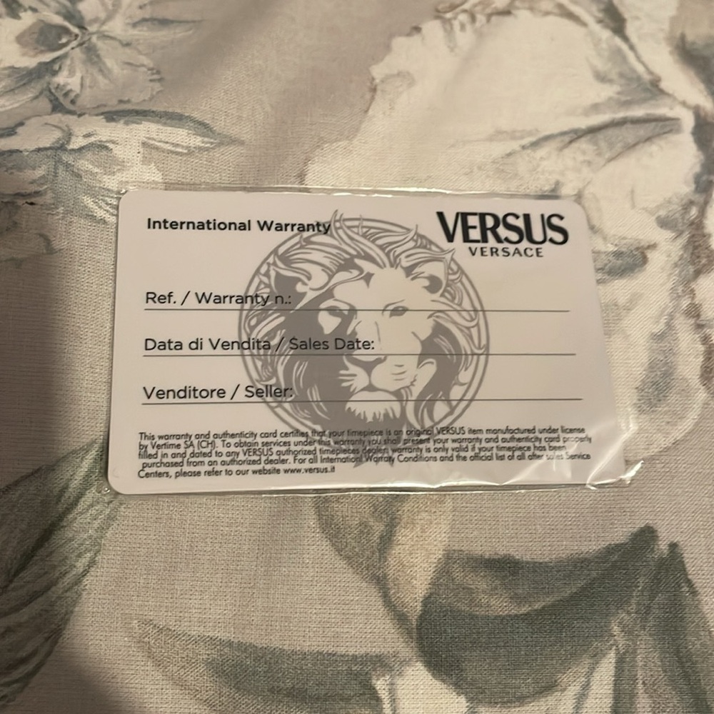 VINTAGE VERSACE ROSE GOLD WATCH - Picture 10 of 13